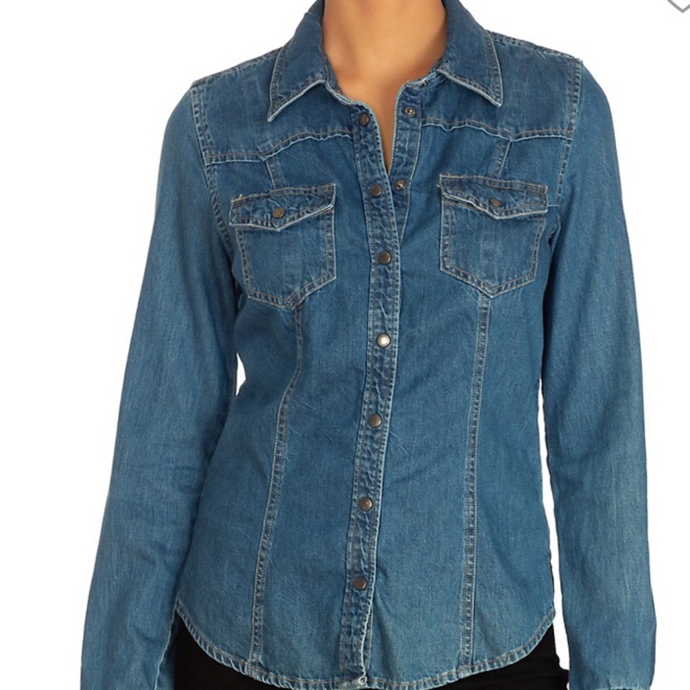 NWOT Guess denim shirt